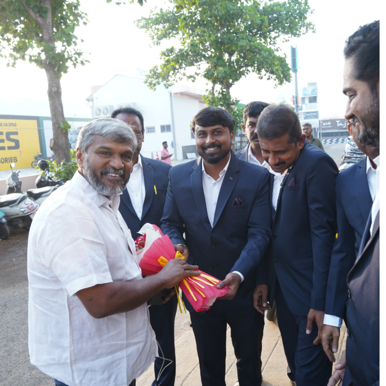 Kanavu CEO Karthi Easwaramoorthy Attends RMBF Erode United Mega Visitors Day